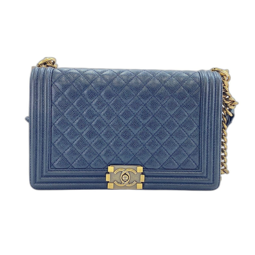 Chanel Shoulder Bag Boy Large — view 2
