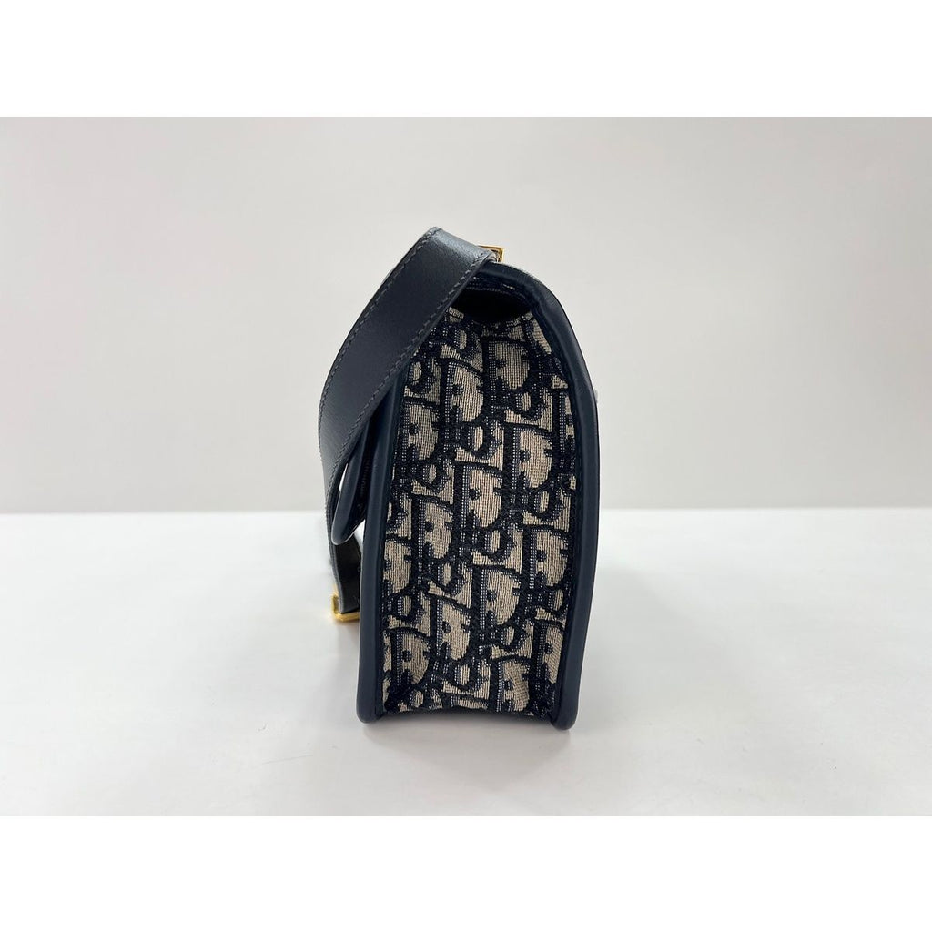 Dior Shoulder Bag 30 Montaigne — view 5