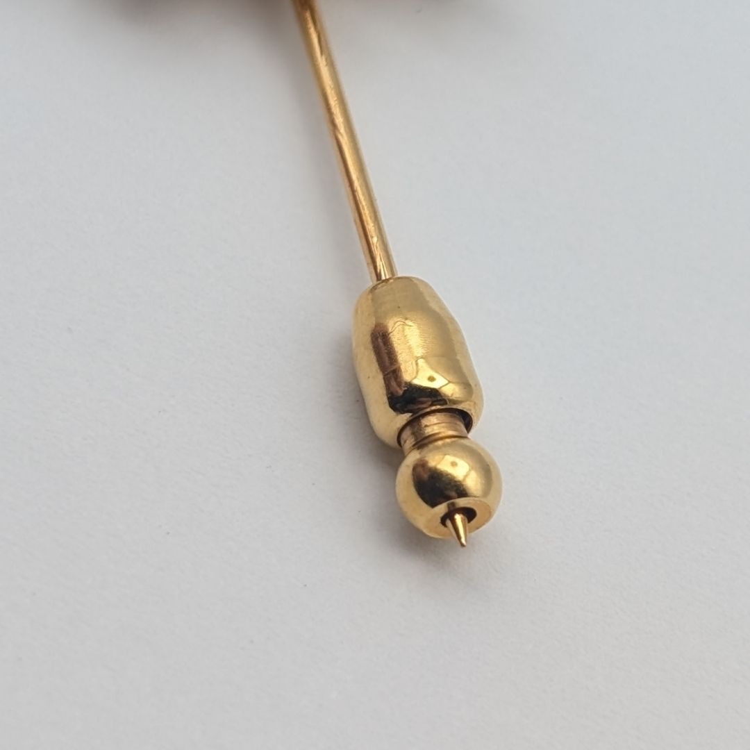 Chanel Pin Brooch Lion CC Logo Gold First Era Vintage — view 3