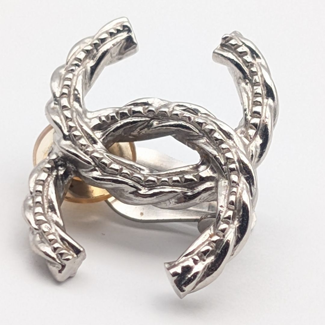 Chanel Earrings CC Logo Silver Twist Recent — view 2