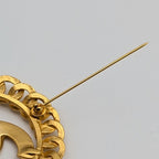 Chanel Brooch CC Logo See Through Chain Motif Gold Vintage — view 4