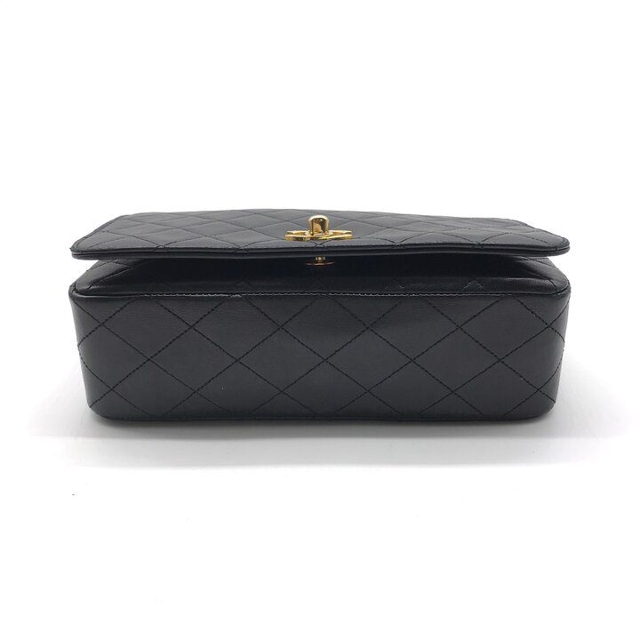 Chanel CC Logo Quilted Turnlock Leather Chain Shoulder Bag Black — view 3