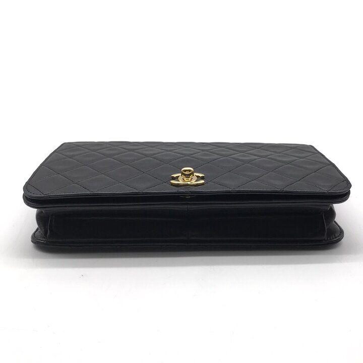 Chanel CC Logo Chain Shoulder Bag Turnlock Full Flap Lambskin Black — view 3