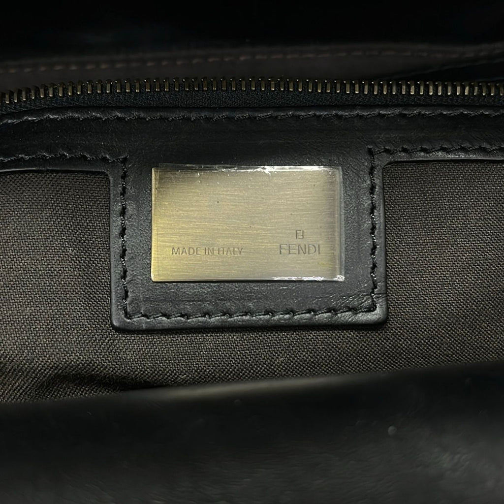 Fendi Shoulder Bag Zucca Pattern Black Leather — view 9