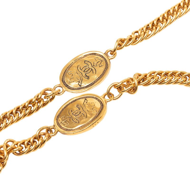 Chanel CC Logo Vintage Crown Chain Necklace 28 Gold Plated — view 3