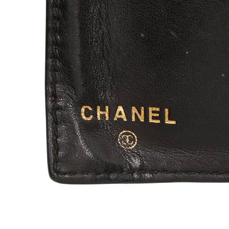 Chanel CC Logo Bifold Wallet Kiss Lock Coin Purse Black Caviar Leather — view 8