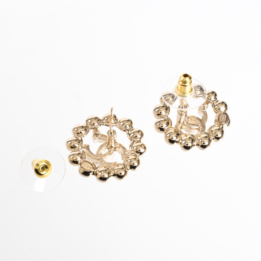 Chanel Earrings Gold — view 3