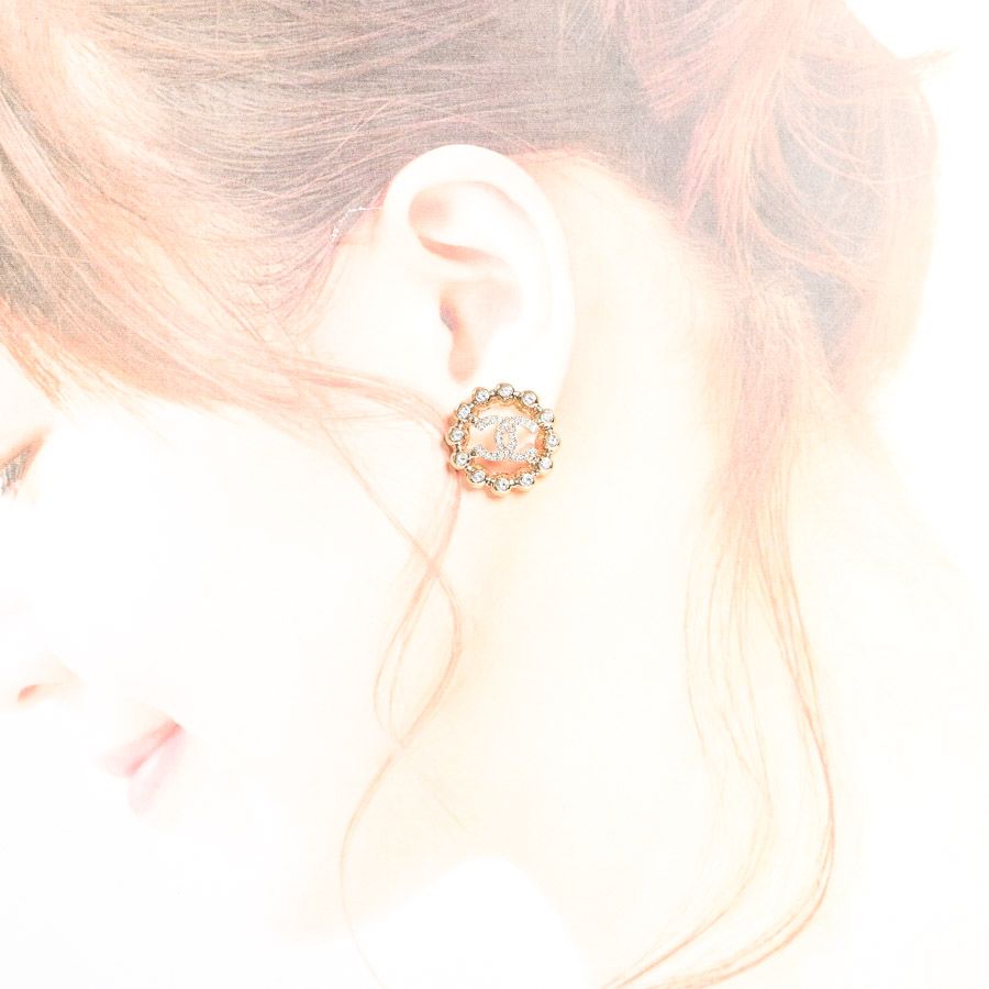 Chanel Earrings Gold — view 5