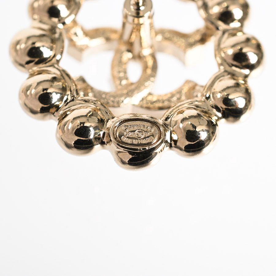 Chanel Earrings Gold — view 4