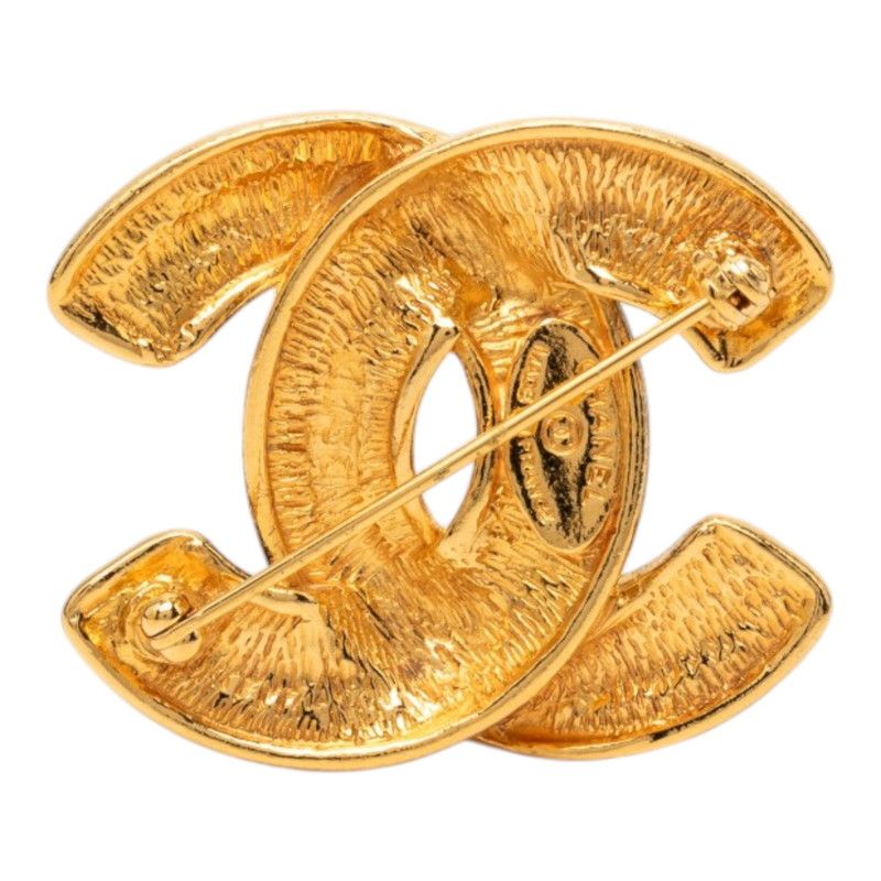 Chanel Quilted CC Logo Brooch Gold Plated — view 2