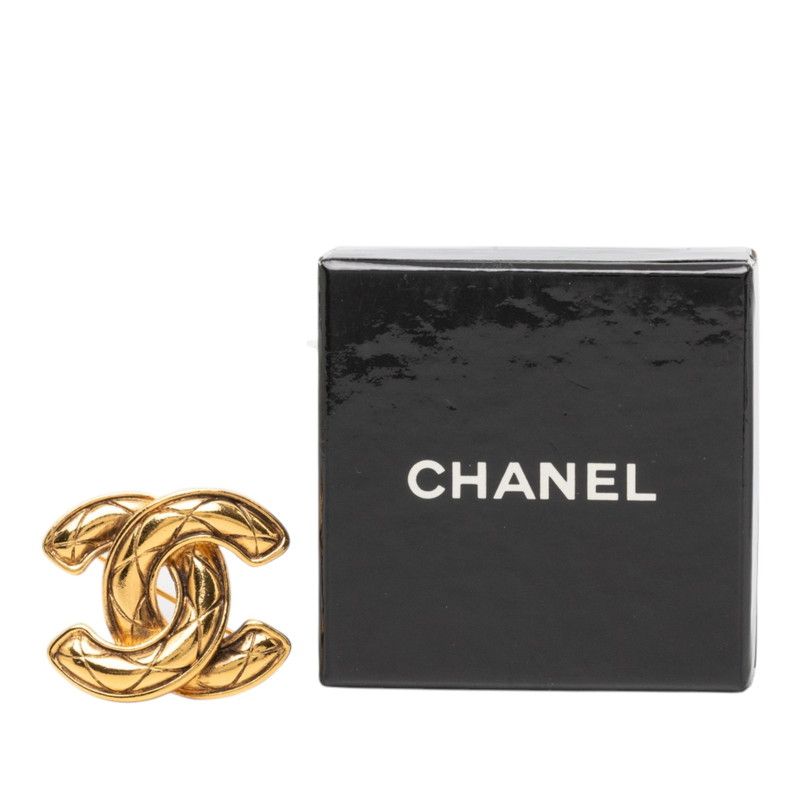 Chanel Quilted CC Logo Brooch Gold Plated — view 4