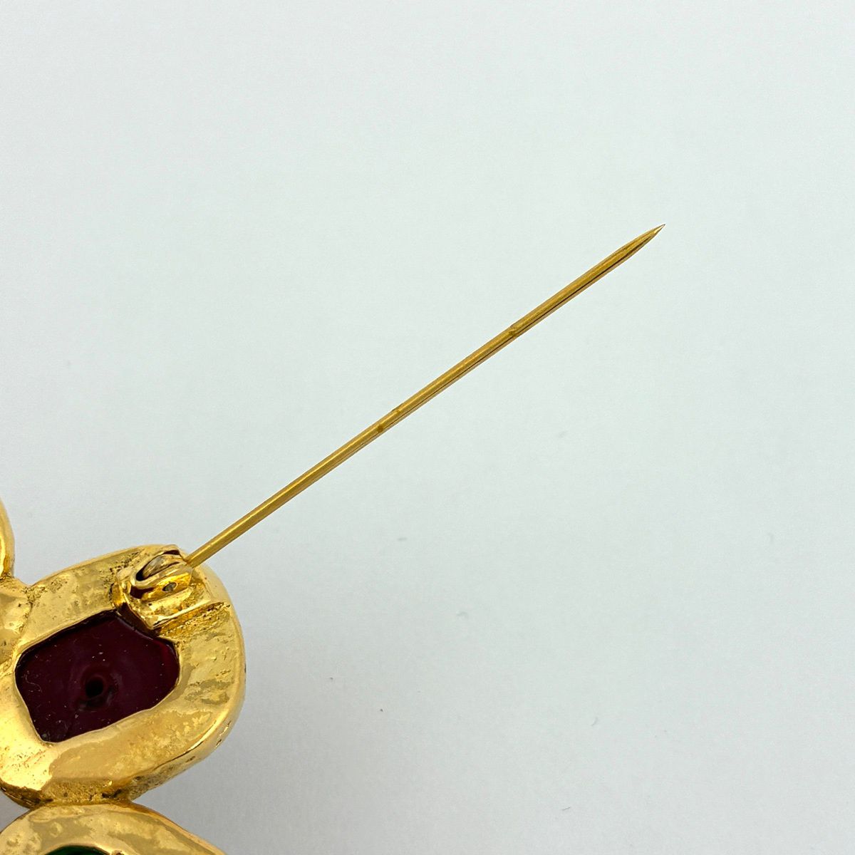 Chanel Brooch Gripoix Faux Pearl Color Stone Rhinestone Gold White Green — view 3