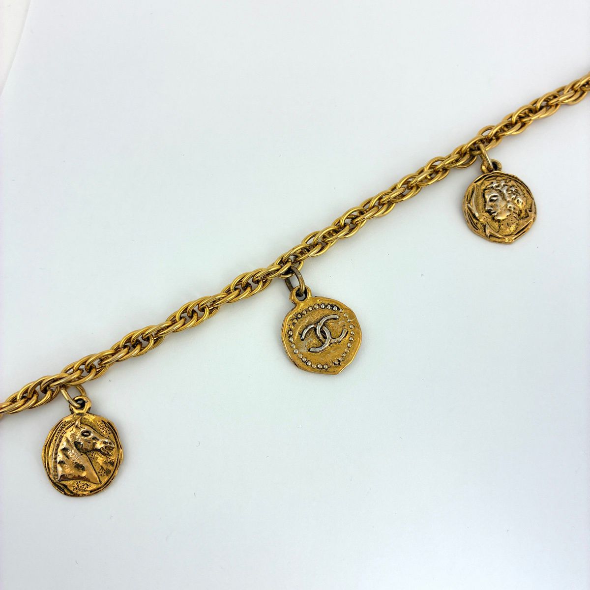 Chanel Necklace CC Logo Coin Gold Plated — view 2
