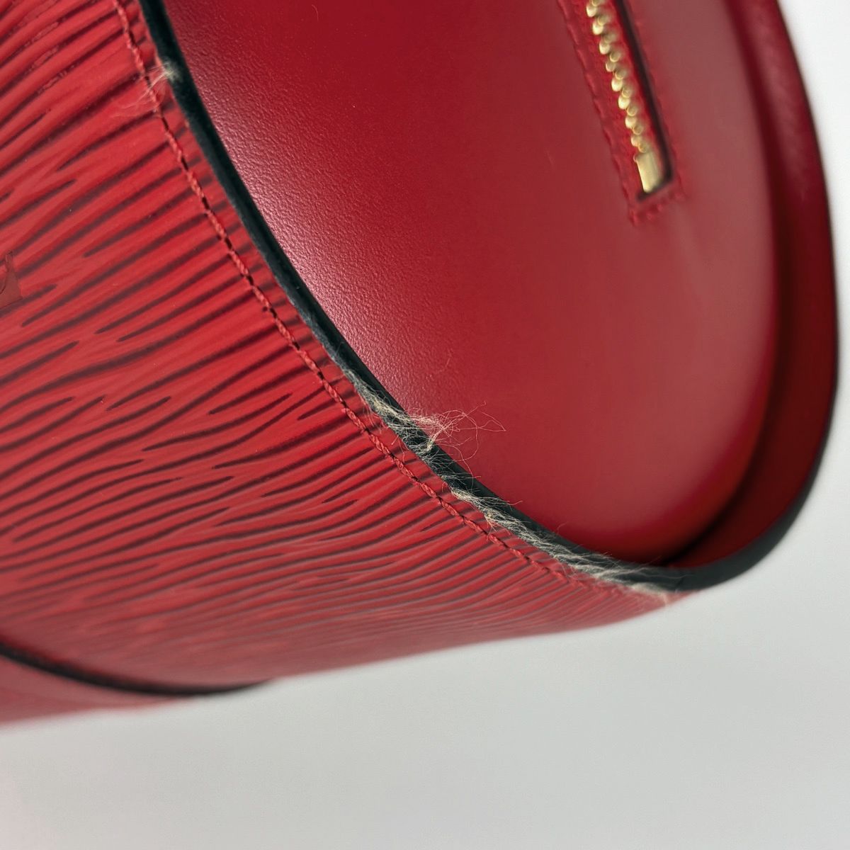 Louis Vuitton Soufflot Handbag Handle Tube — view 3
