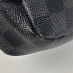Louis Vuitton Avenue Sling Bag Damier Graphite Noir — view 3