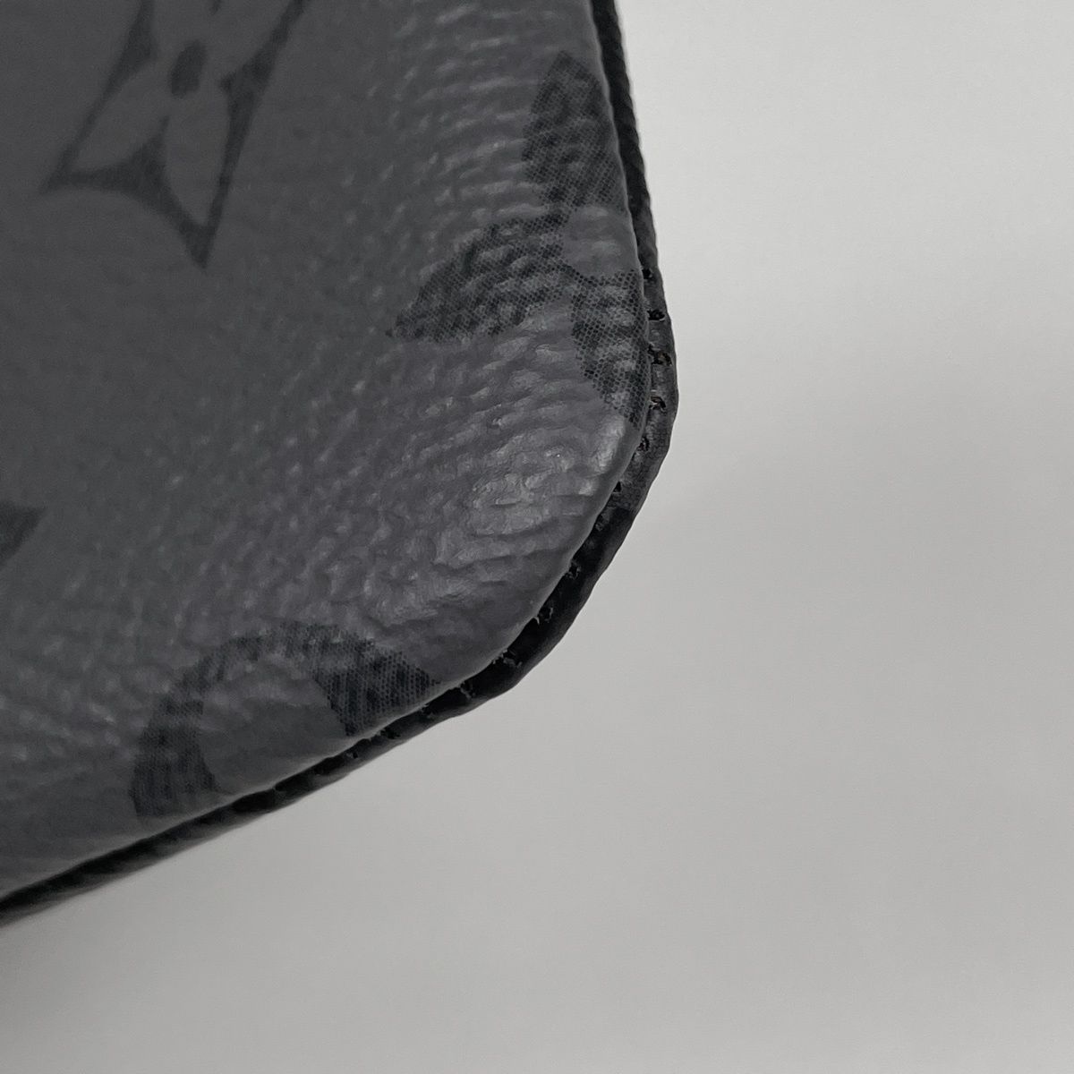 Louis Vuitton Card & Key Case Pochette Cles Coin Monogram Eclipse Reverse Noir — view 3