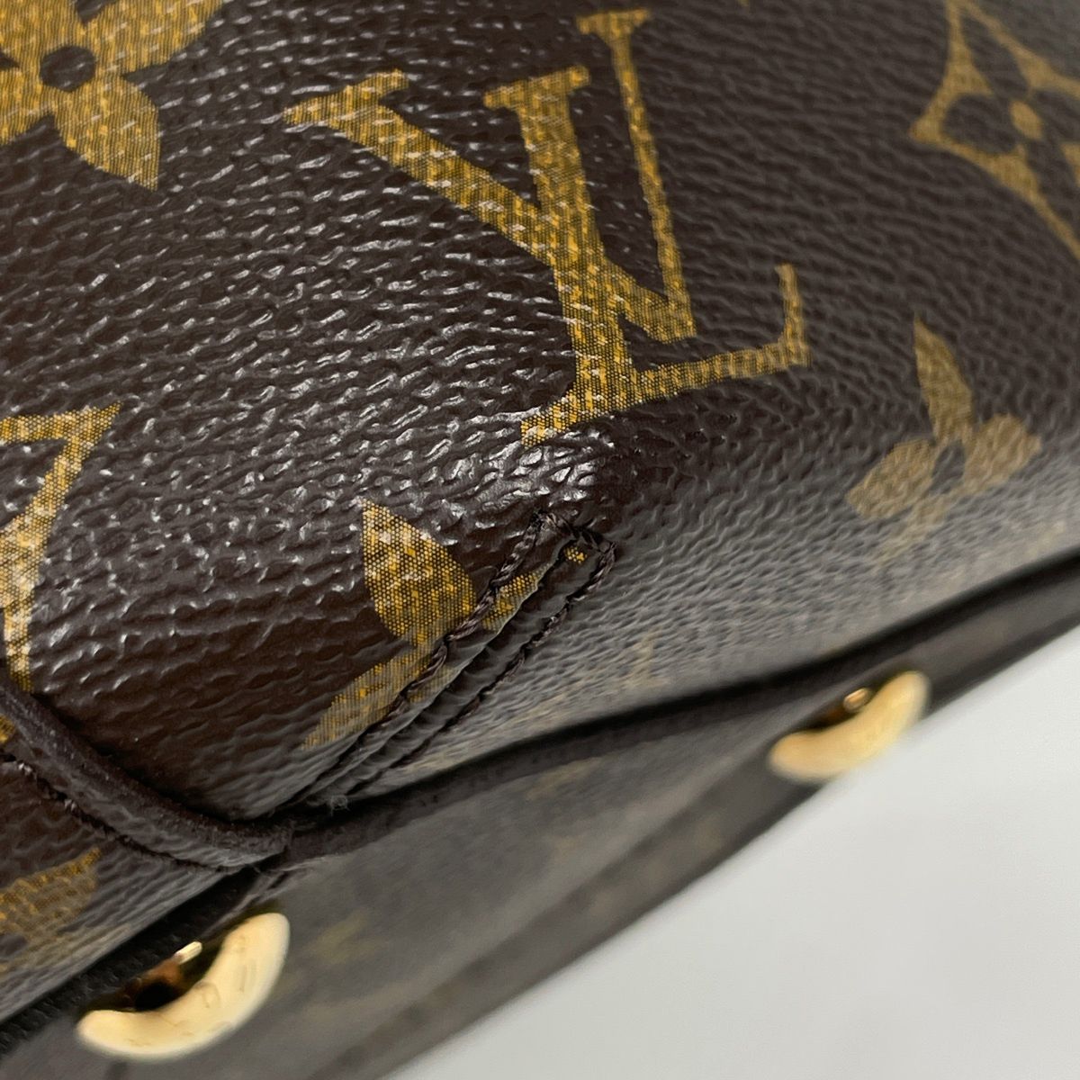 Louis Vuitton Montaigne MM Handbag 2-Way Monogram Brown — view 3