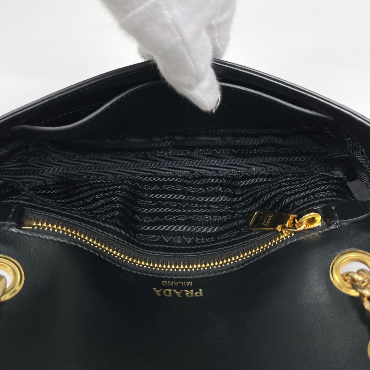 Prada Shoulder Bag Leather Black — view 7