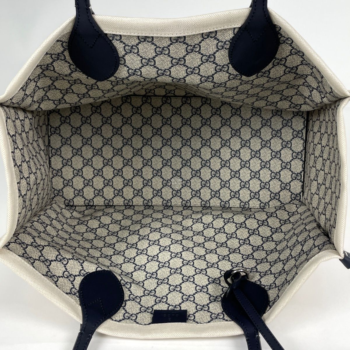 Gucci Tote GG Pattern Canvas Ivory Navy — view 6