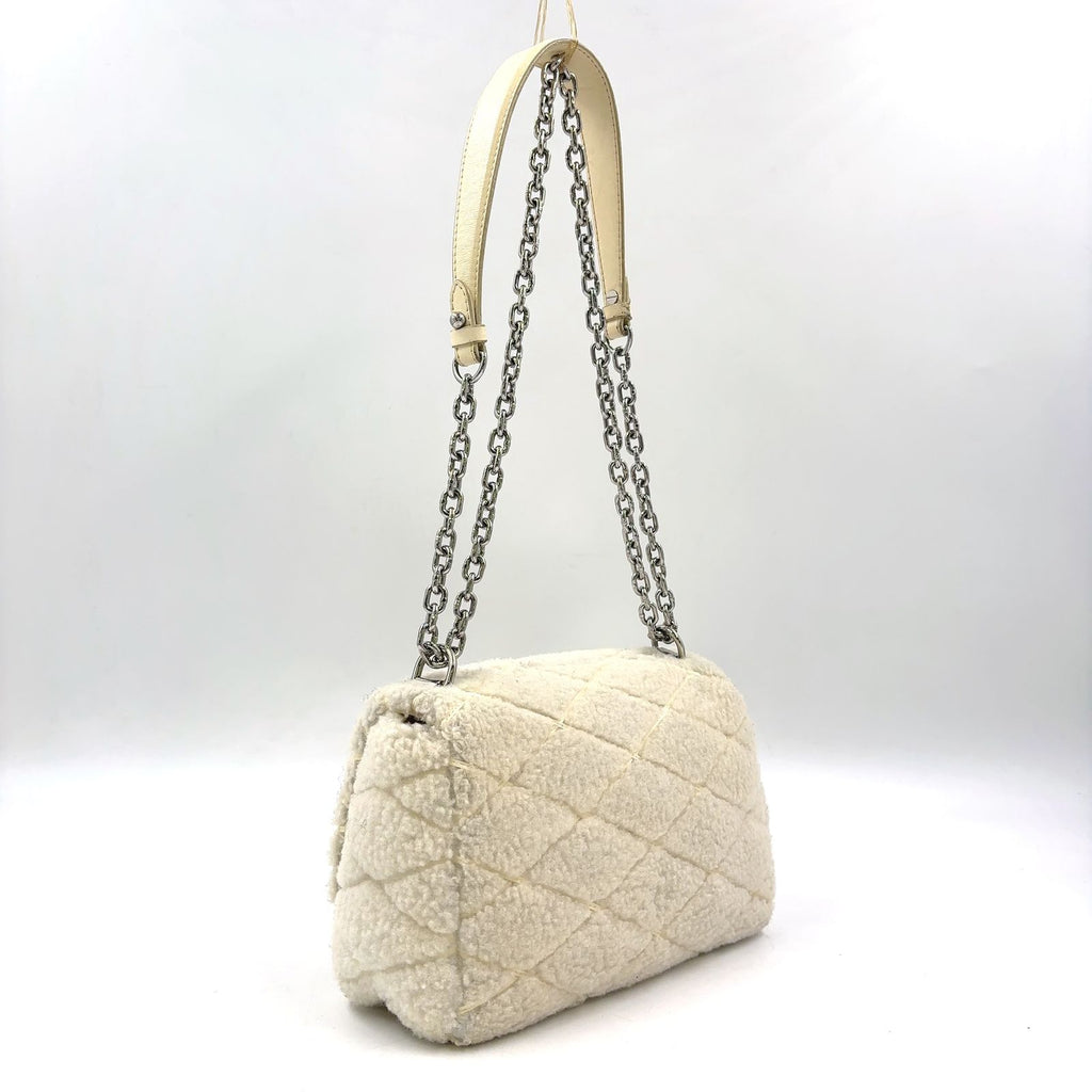 Louis Vuitton PM Lambskin Fur White Chain Shoulder Bag Silver — view 2