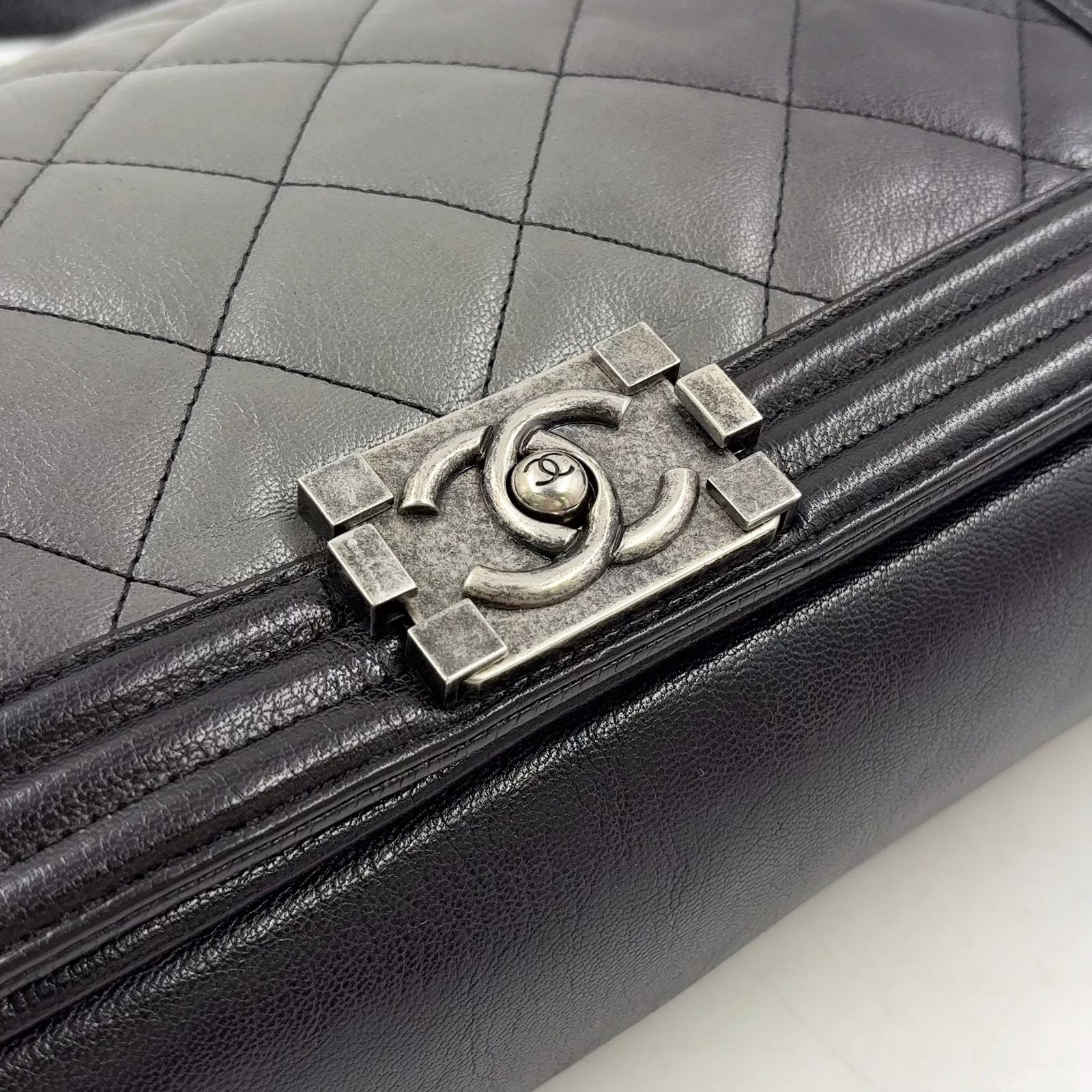 Chanel Boy Large Chezblanc Chain Shoulder Bag Leather Black — view 9