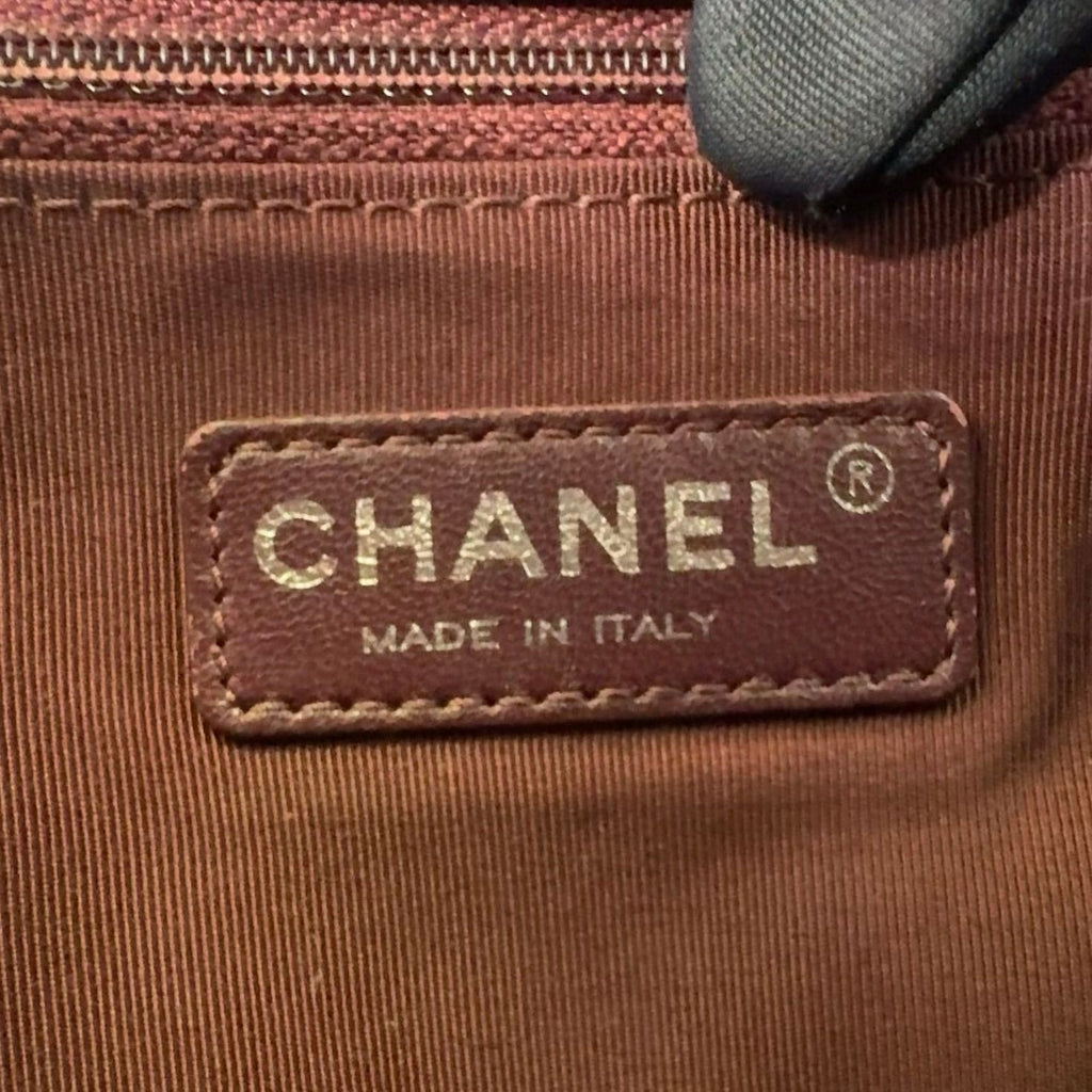 Chanel Boy Large Chezblanc Chain Shoulder Bag Leather Black — view 4