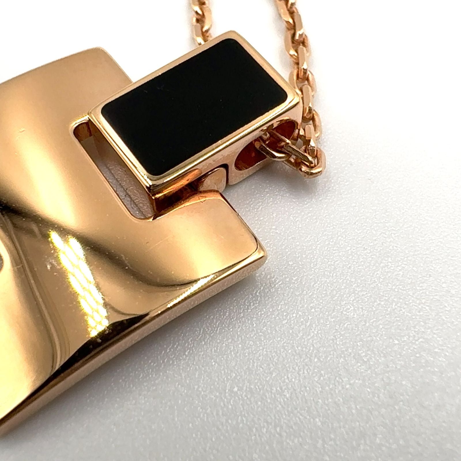 Hermes Irene Metal Enamel Pink Gold Black Necklace — view 9