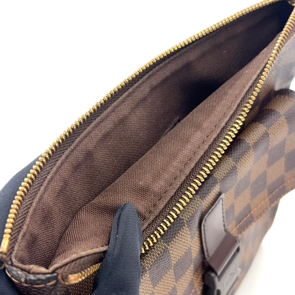 Louis Vuitton Pochette Damier Ebene Leather Brown Shoulder Bag Gold — view 7