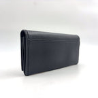 Gucci Metal Logo Bifold Leather Black Wallet Silver — view 2