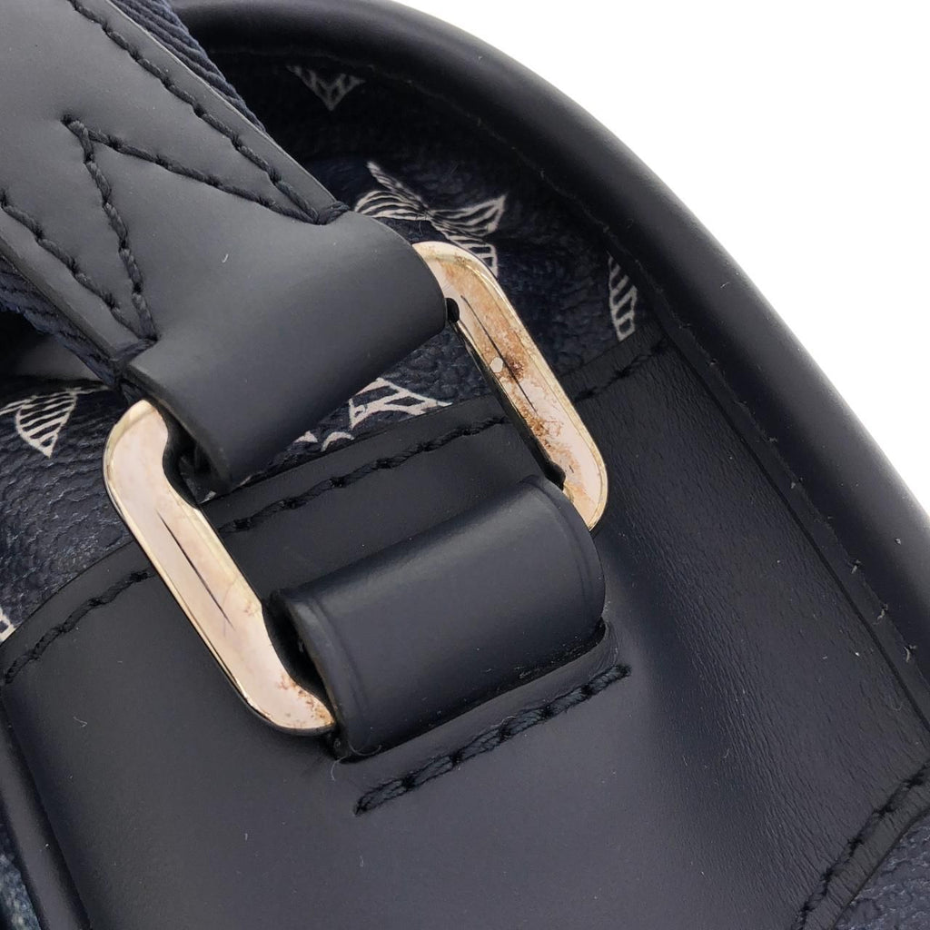 Louis Vuitton Monogram Savannah Messenger BB Shoulder — view 4