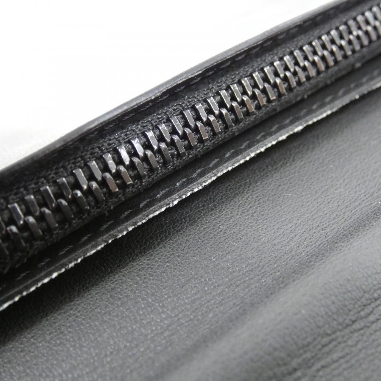 Louis Vuitton Taurillon Monogram Portefeuille Brazza Wallet — view 5