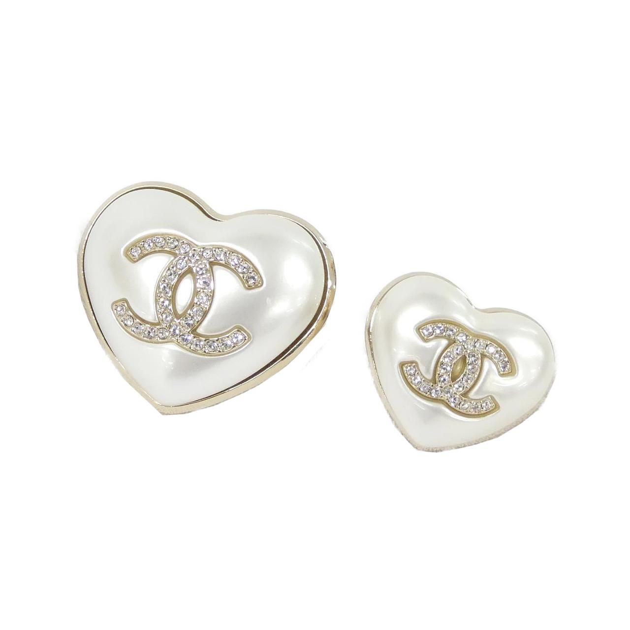 Chanel Pin Brooch Gold