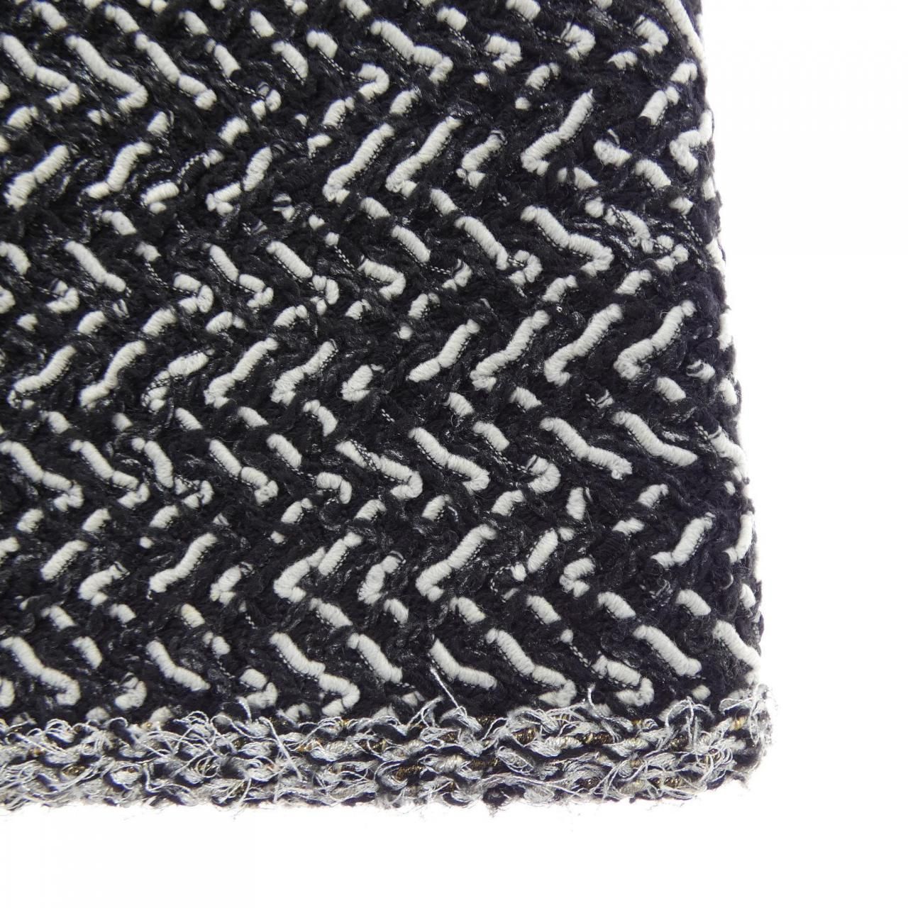 Chanel Skirt Black — view 6
