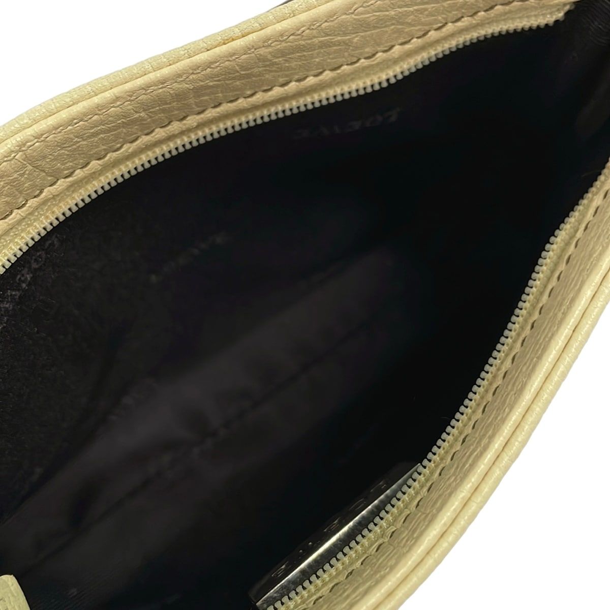 Loewe Handbag Beige Leather — view 7