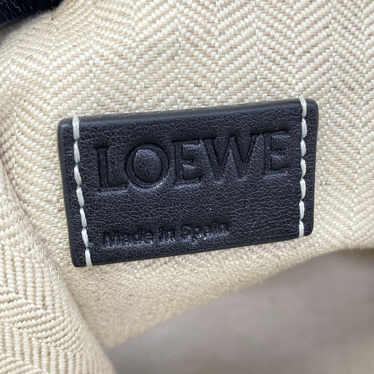 Loewe Tote Basket Beige Black Leather — view 9
