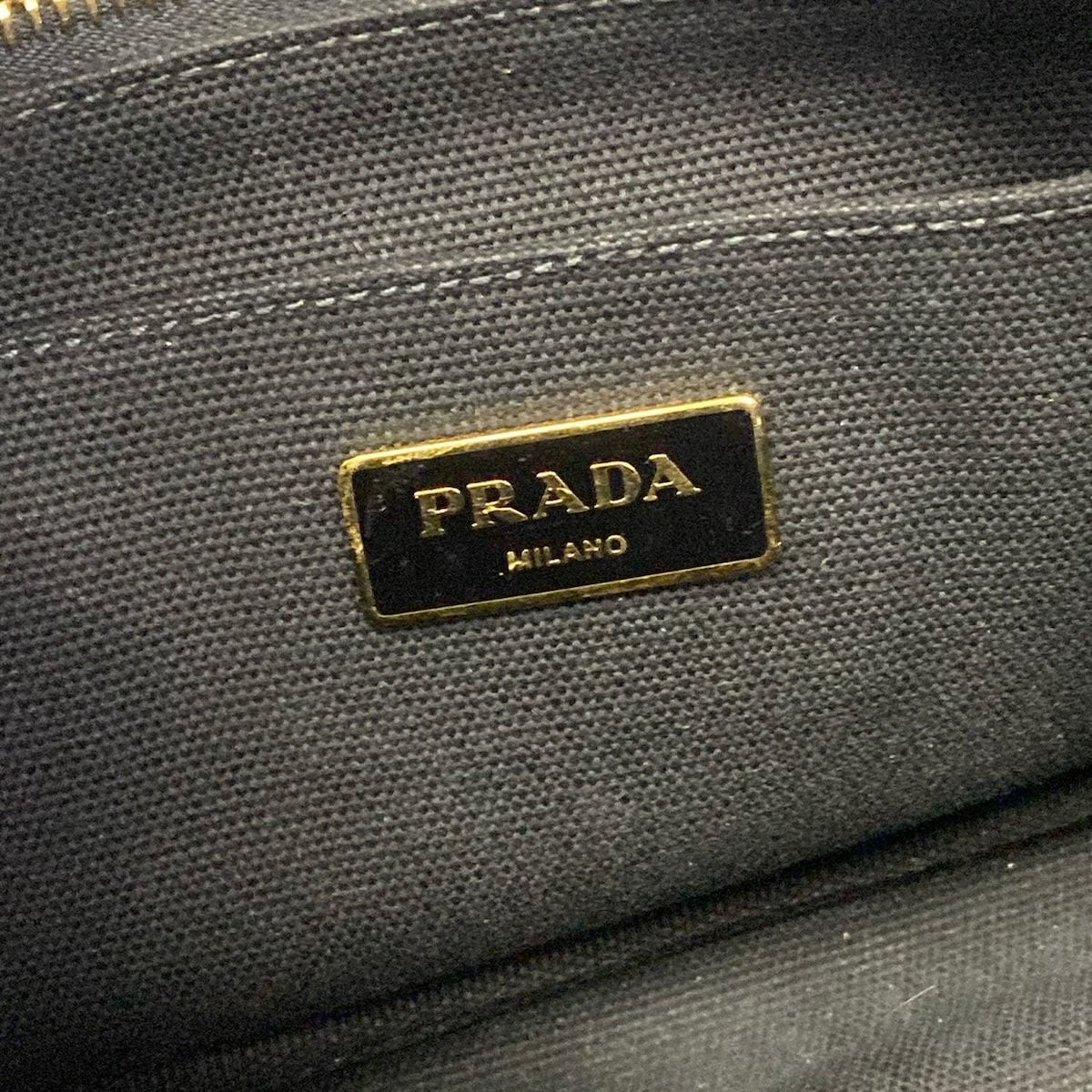 Prada Tote Canada Black — view 9