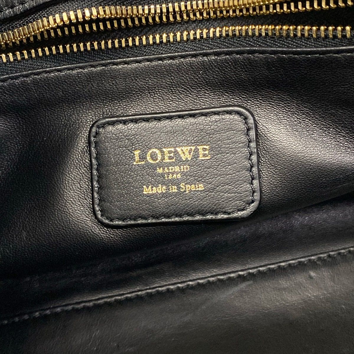 Loewe Amazona 23 Black Mini Bag Leather — view 9