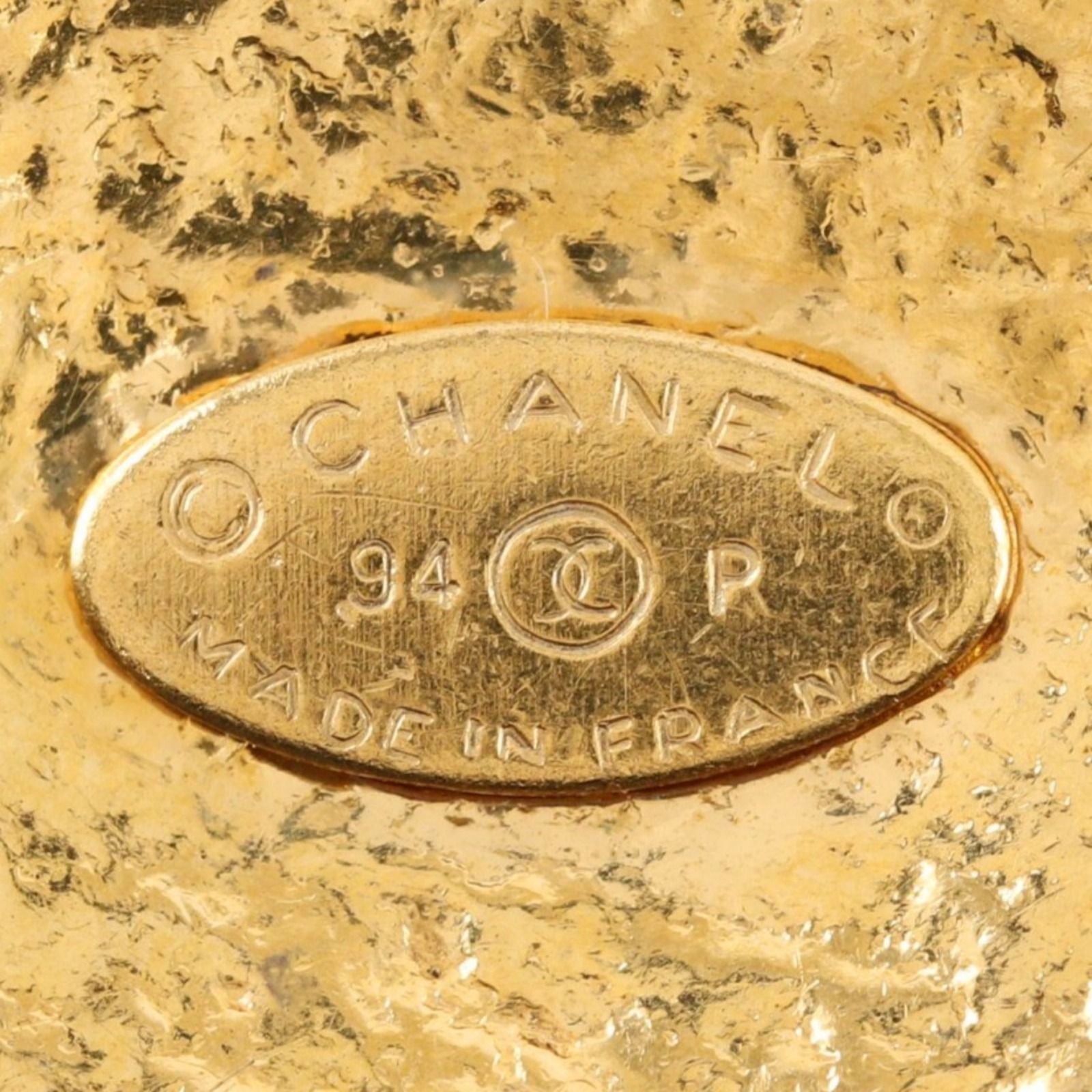 Chanel CC Logo Vintage Gold Plated Necklace — view 9