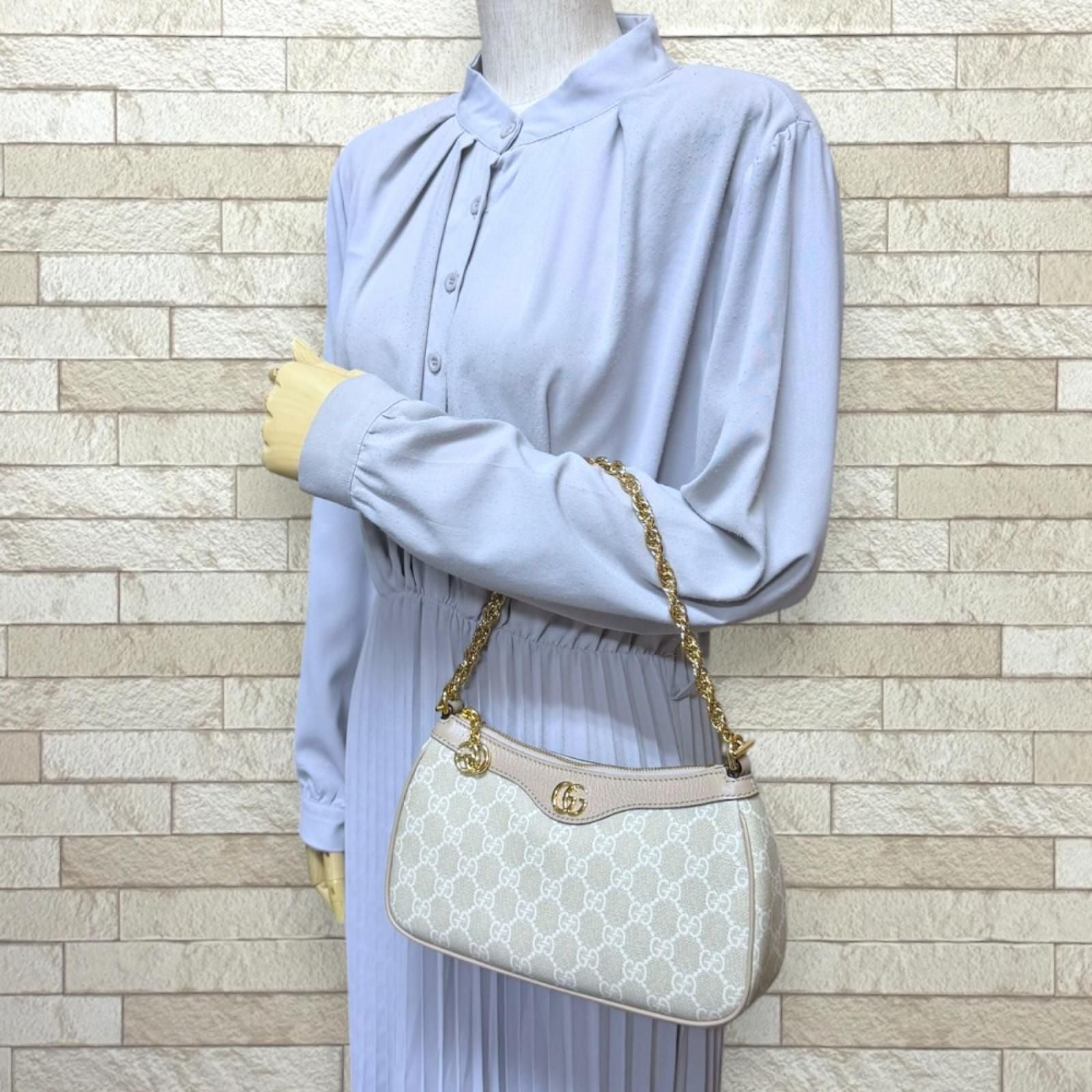 Gucci Small Ophidia Shoulder Bag GG Supremecanvas Beige Second — view 3