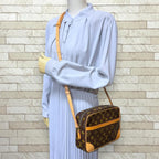Louis Vuitton Trocadero 27 Monogram Shoulder Bag Canvas Brown — view 2