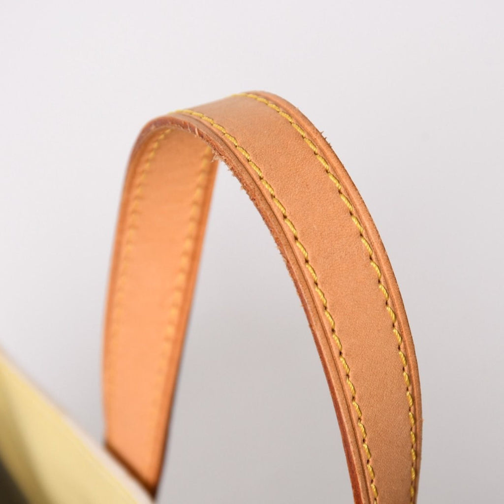 Louis Vuitton Monogram Reade PM Vernis Perlee White Ivory Cream Yellow Mini — view 6