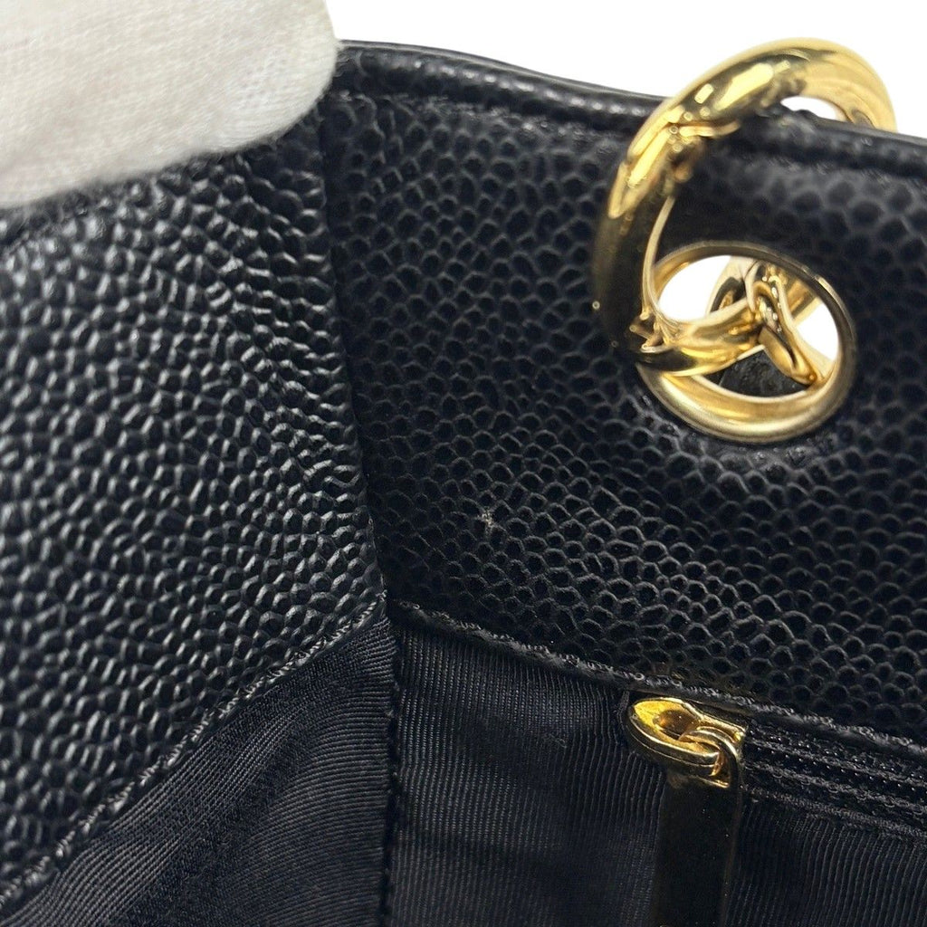 Chanel CC Logo Chain Tote Shoulder Bag Quilted Petite Shopping PST Bag Caviar — view 9