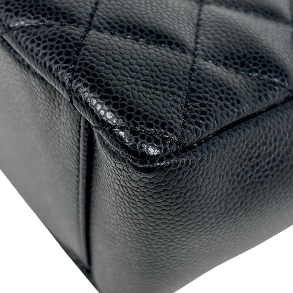 Chanel CC Logo Chain Tote Shoulder Bag Quilted Petite Shopping PST Bag Caviar — view 3