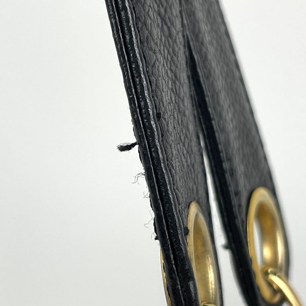 Chanel Triple CC Logo Che Tote Caviar Leather Black — view 7