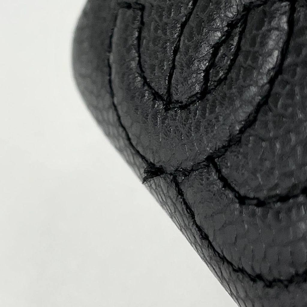 Chanel Triple CC Logo Che Tote Caviar Leather Black — view 4
