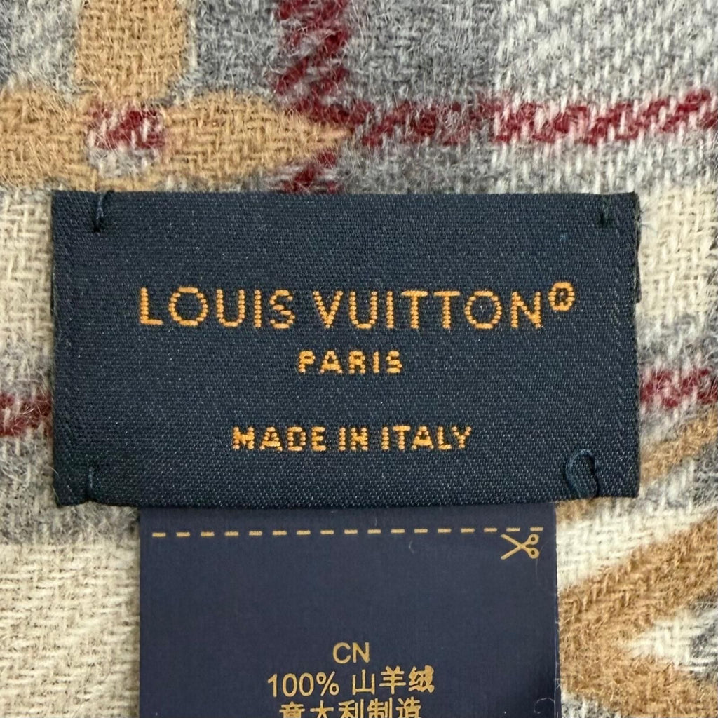Louis Vuitton Echarpe Monogram Gradient Tartan Cashmere Embroidery Scarf — view 7