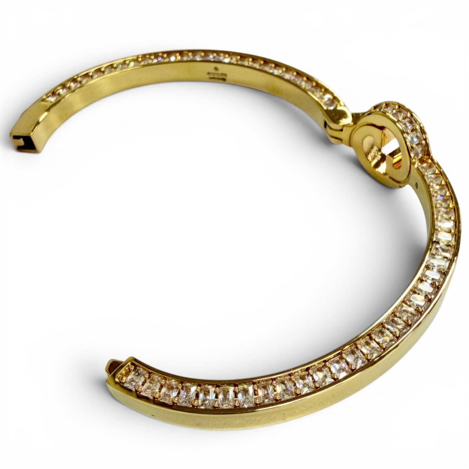 Gucci Interlocking Rhinestone Blanc D Bangle Bracelet Gold — view 7