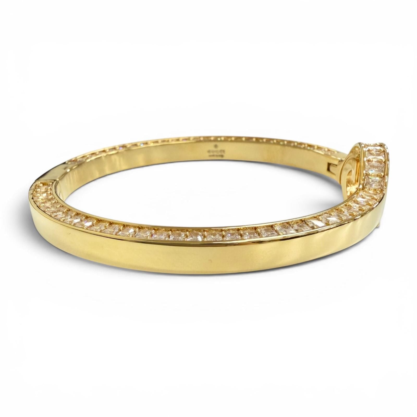 Gucci Interlocking Rhinestone Blanc D Bangle Bracelet Gold — view 4