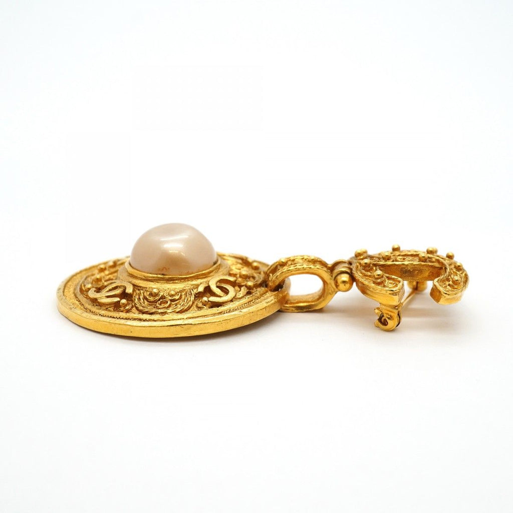 Chanel Vintage CC Logo Gold Plated Fakepearl Brooch — view 3