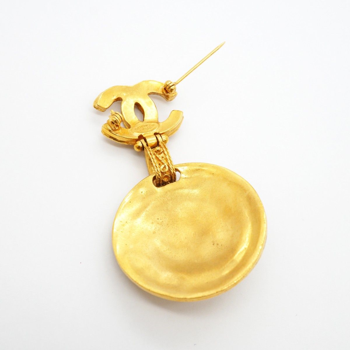 Chanel Vintage CC Logo Gold Plated Fakepearl Brooch — view 6